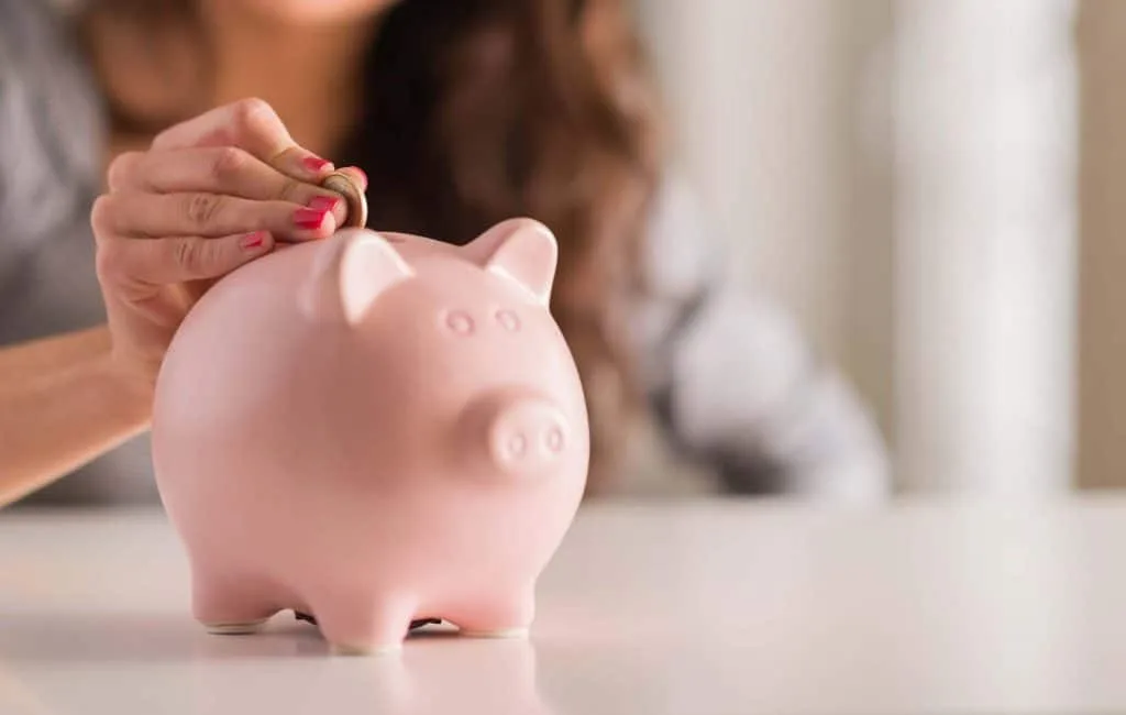 Singapore Licensed Money Lender personal loan foreigner loan piggy bank Singapore Licensed Money Lender personal loan foreigner loan piggy bank