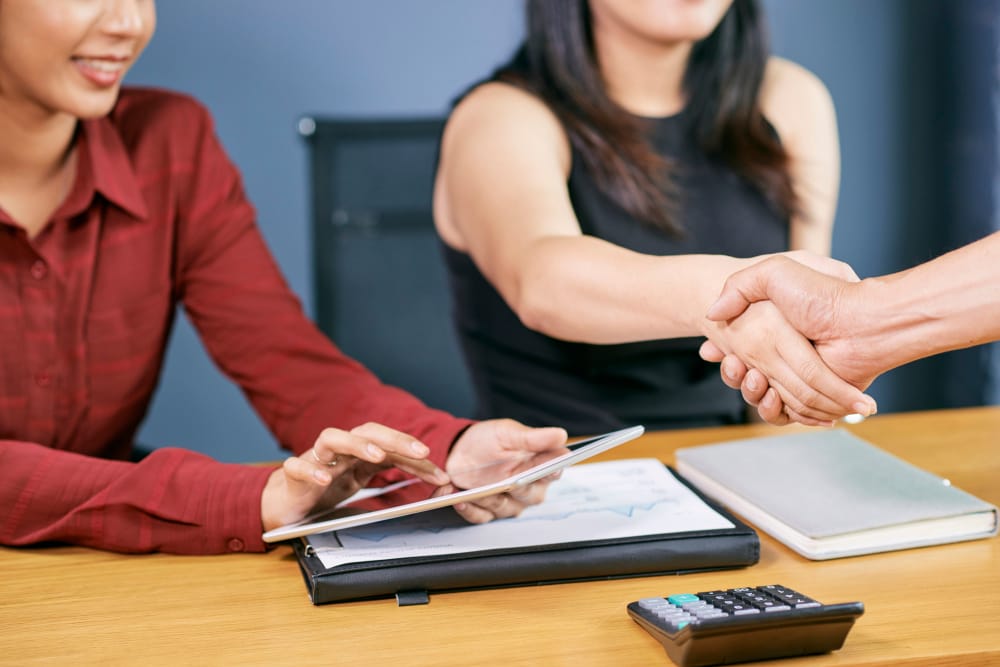 How to Handle a Loan How to Handle a Loan